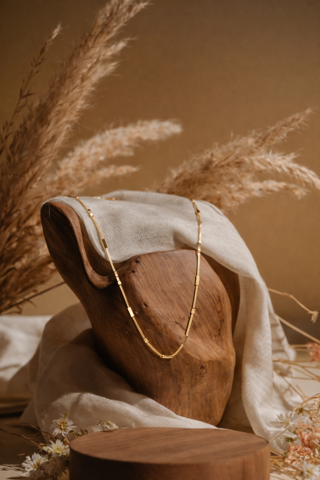 Minimal Bar Detail Chain – Sleek Gold Chain